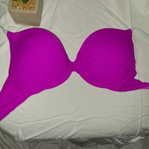 PINK Victoria's Secret bra.